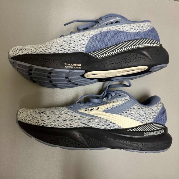 BROOKS Adrenaline 24 GTS Women’s Running Shoes Size 9 Small Wear Right Shoe - Picture 2 of 13